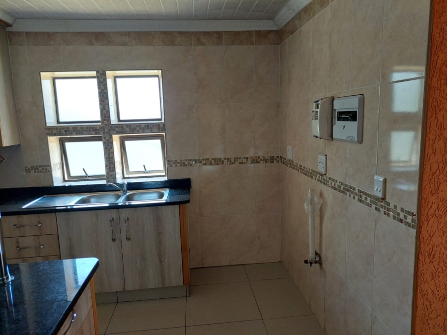 To Let 1 Bedroom Property for Rent in La Hoff North West